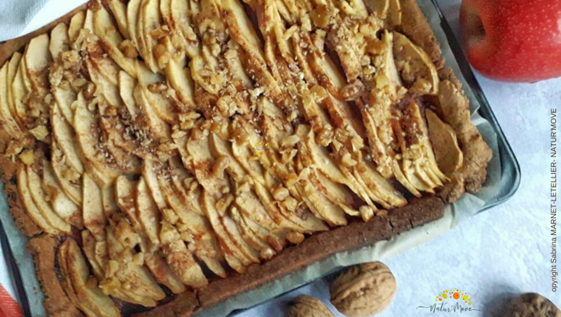 Recette de tarte aux pommes, noix et caramel de dattes (sans gluten,lait)